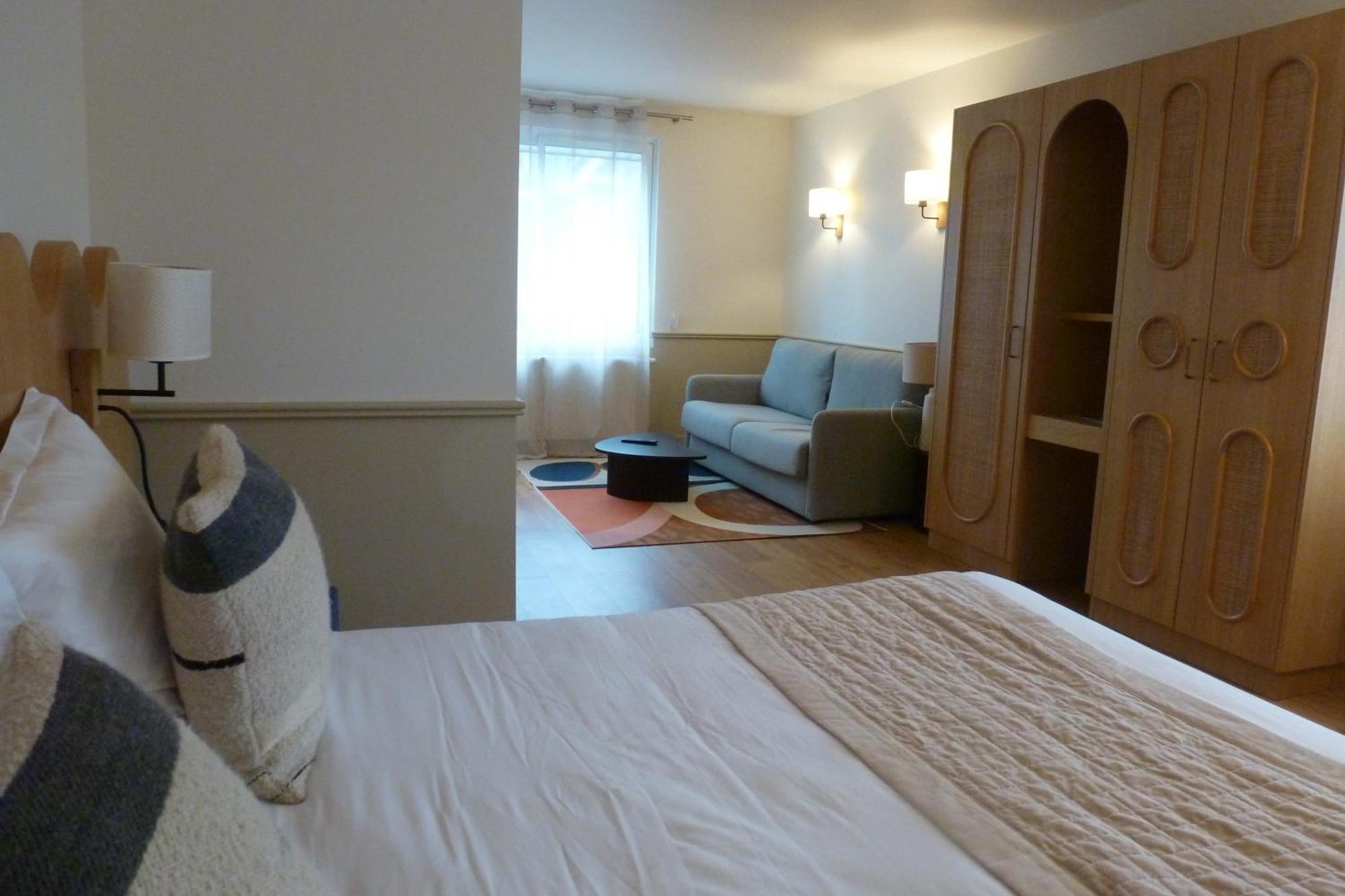 Family Golf Hotel Royan Esterno foto