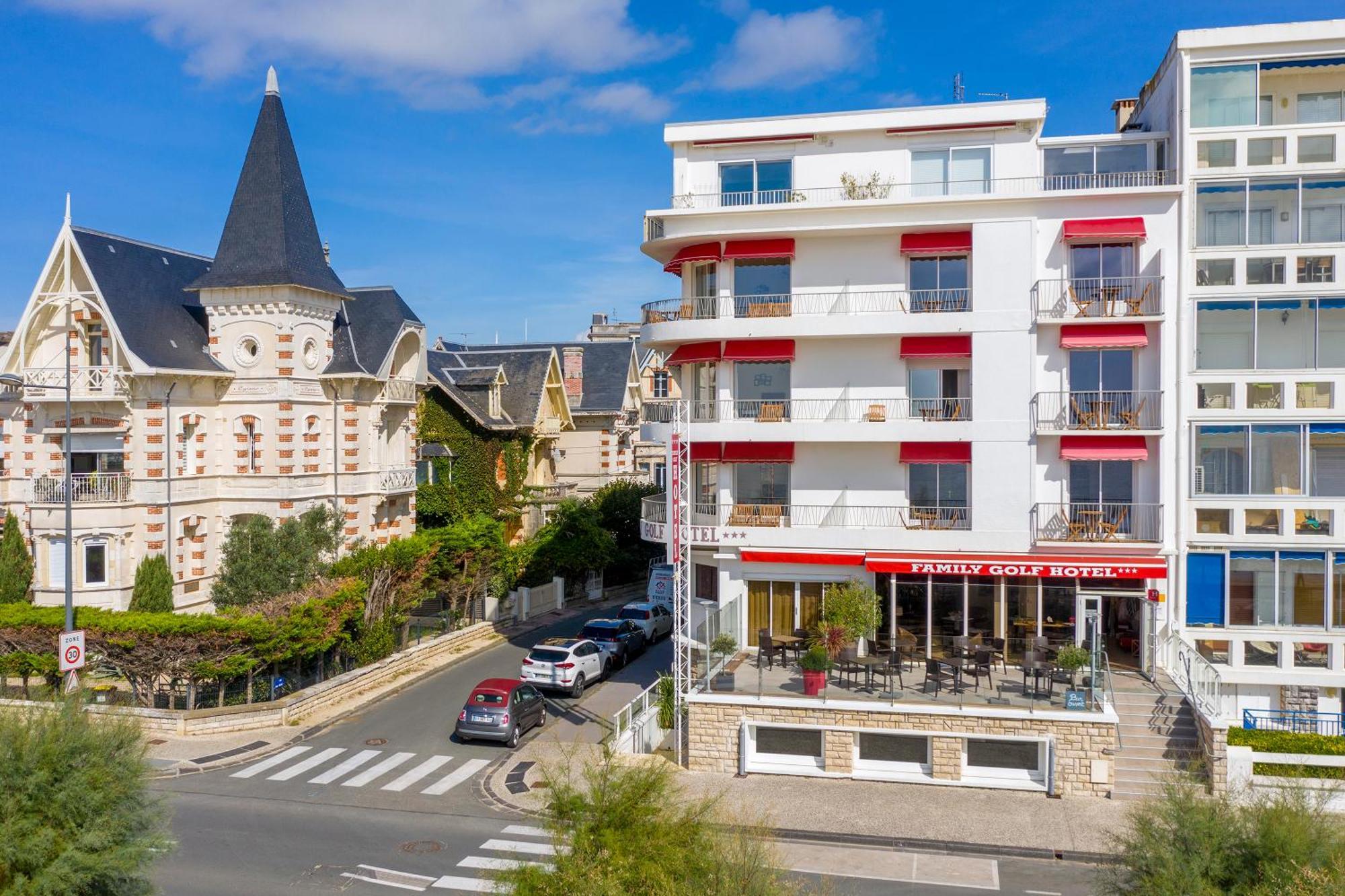 Family Golf Hotel Royan Esterno foto