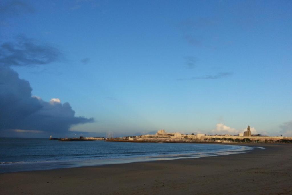 Family Golf Hotel Royan Esterno foto