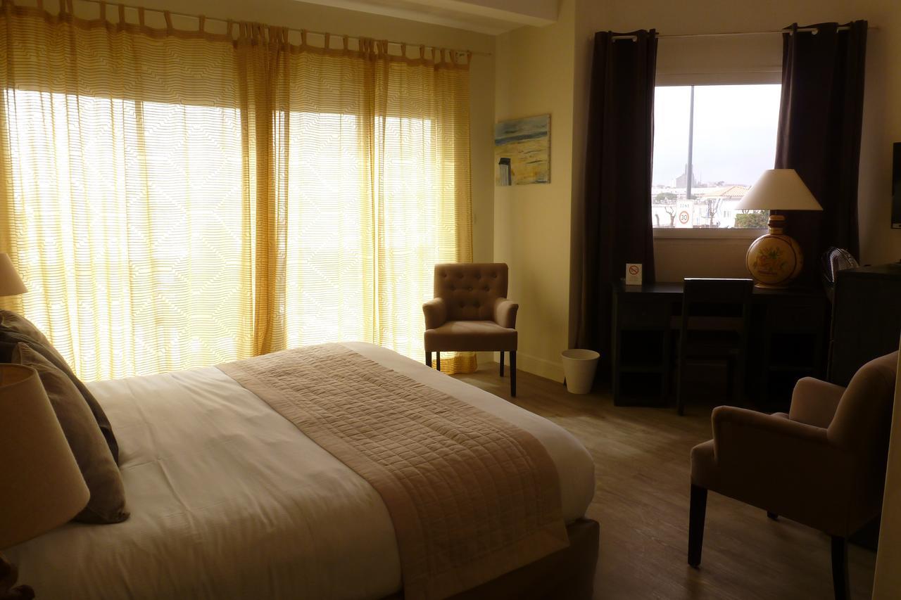 Family Golf Hotel Royan Esterno foto